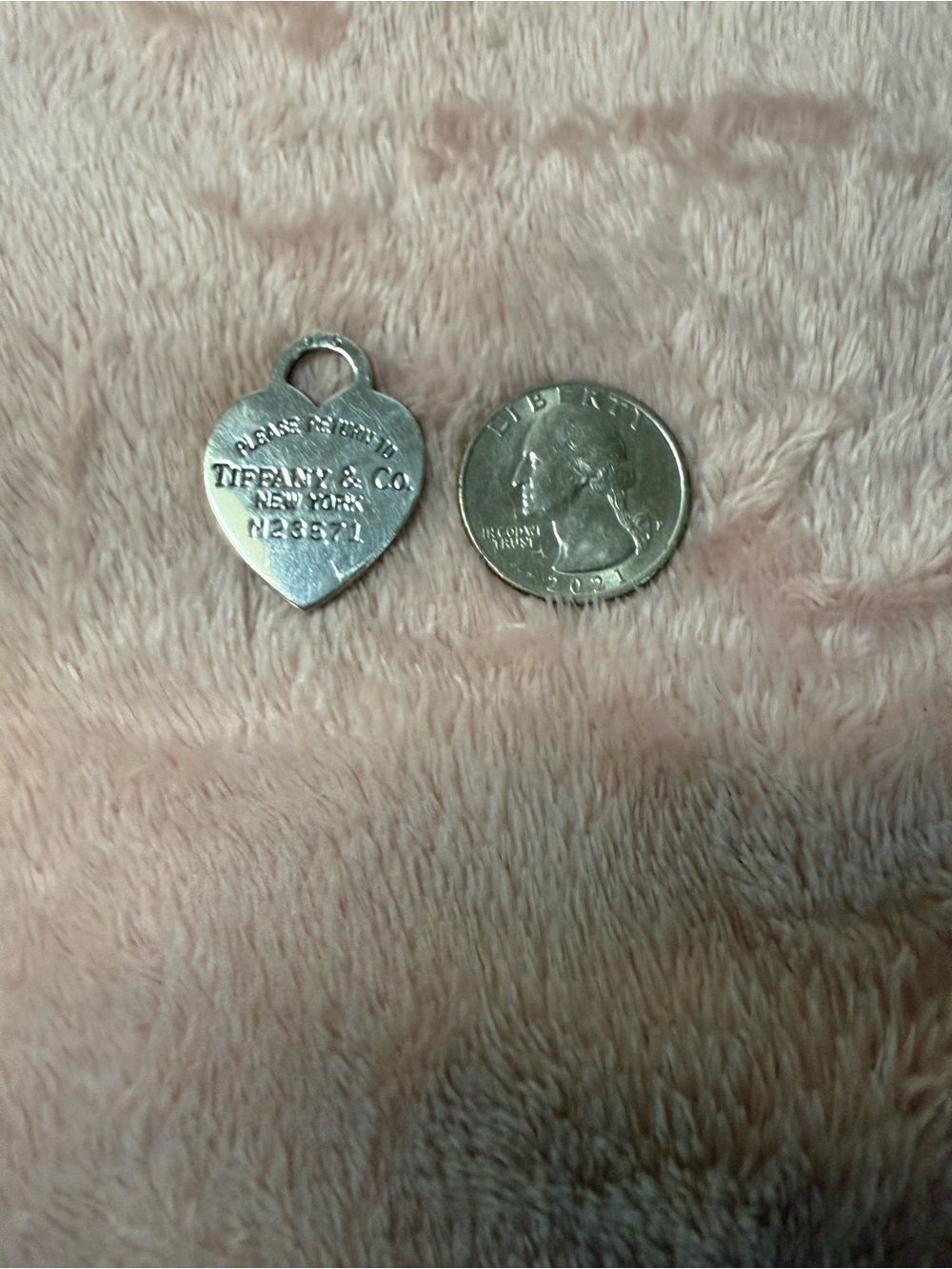 Tiffany & Co. Silver Large Heart Tag with Signature Blue Pouch - Picture 7 of 7